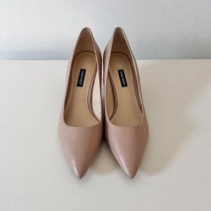 Nine West Beige Pointy Pumps Size 10